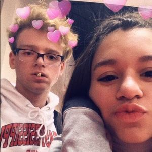 Meet your Posher, Simon